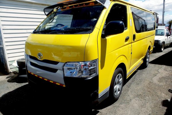 2014 KDH20 Hiace LWB