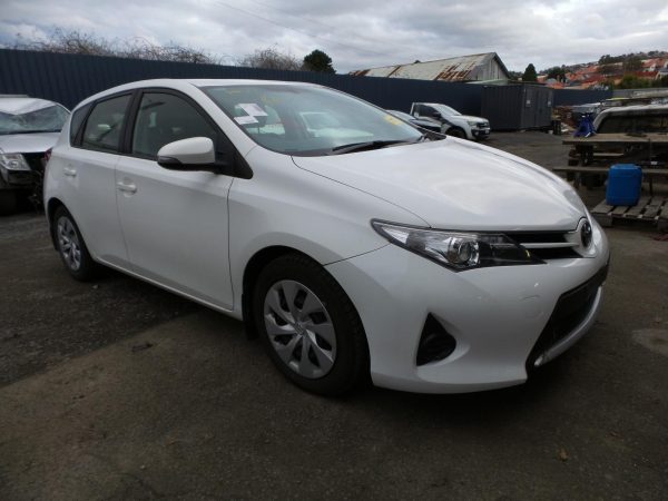 2014 ZRE182 Corolla Hatch
