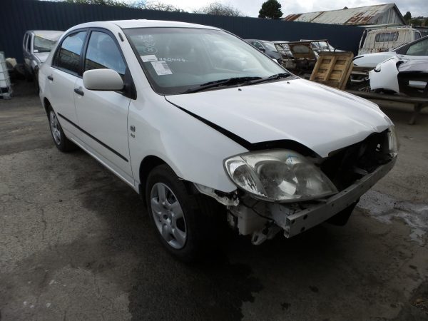 2005 ZZE Corolla Sedan