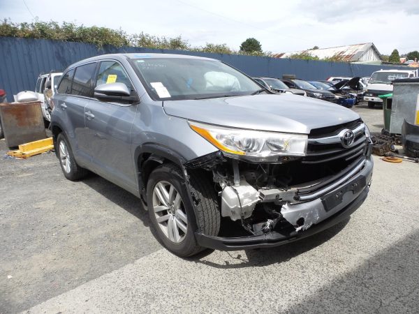 2013 Toyota Kluger SUV