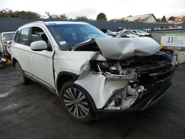 2018 Mitsubishi Outlander ES